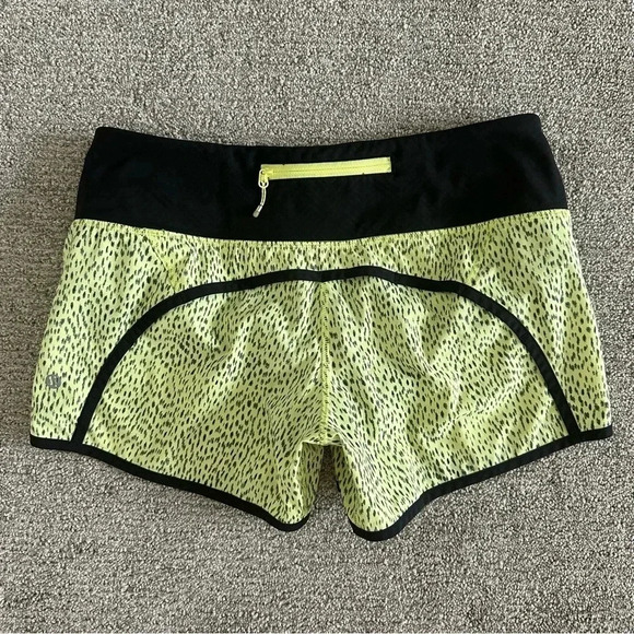 Lululemon Speed Shorts‎ Lined Size 6 Yellow - Picture 2 of 8